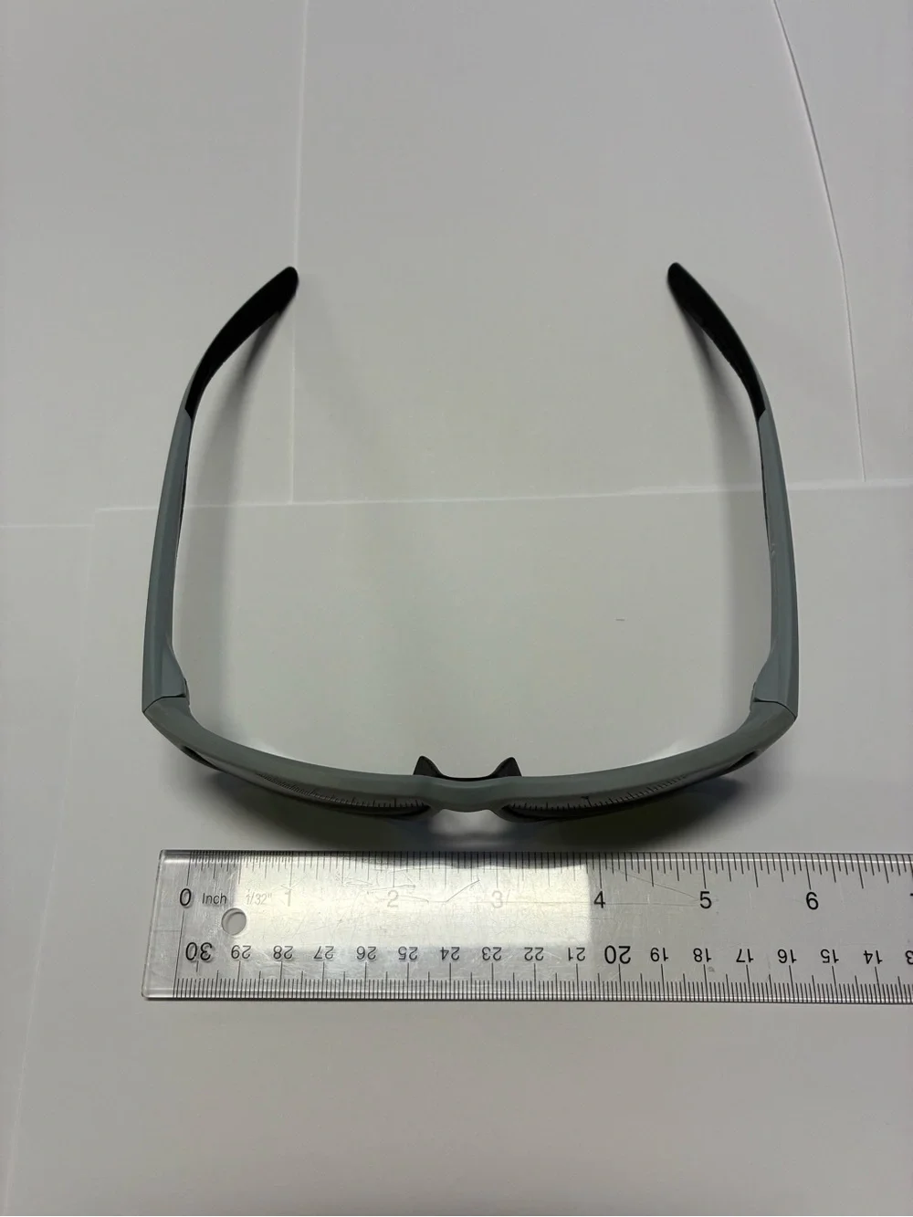 Nike Men's Gray Frame Sunglasses made in Italy